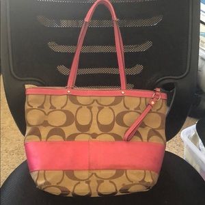 Coach shoulder bag